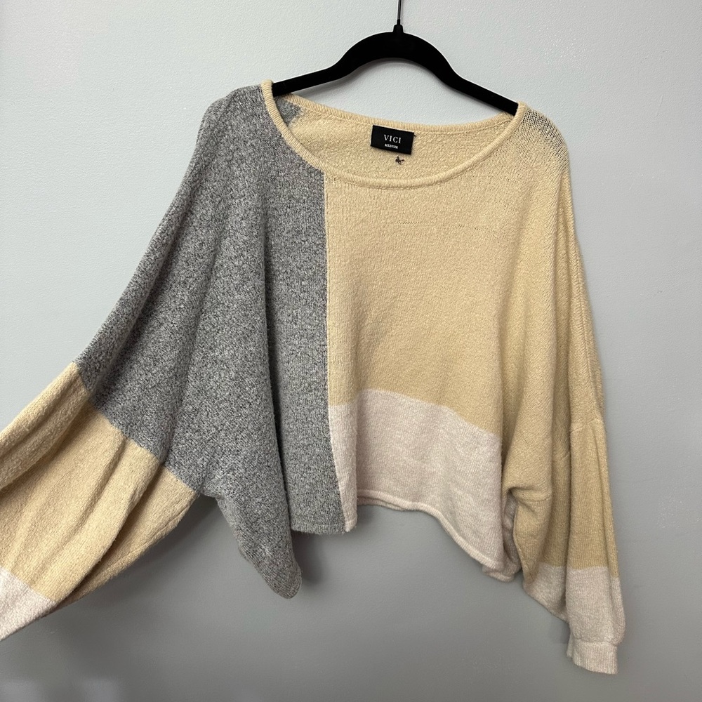 Color block sweater - Picture 2 of 3